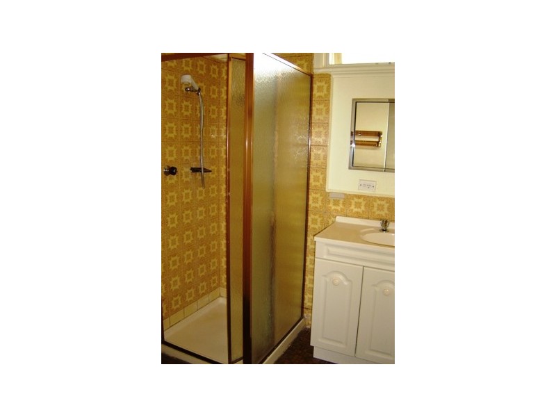 1/59 Renshaw Road, Doncaster East VIC 3109