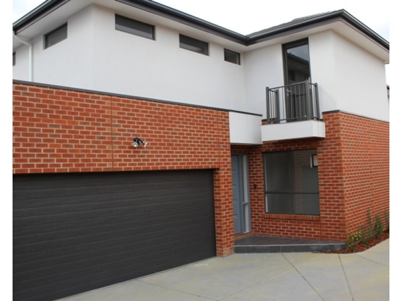 2/44 Andrews Street, Burwood VIC 3125