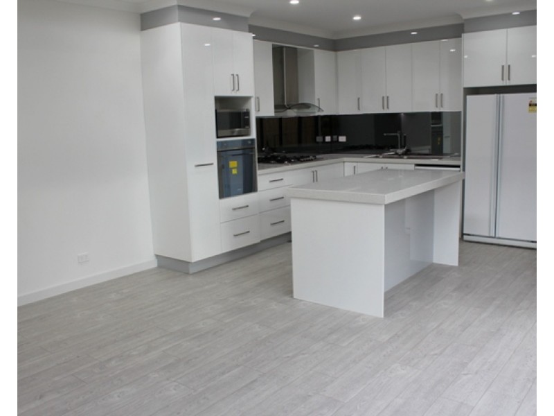 2/44 Andrews Street, Burwood VIC 3125