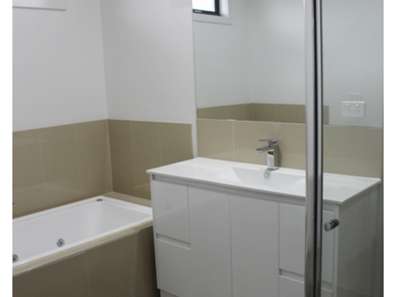 2/44 Andrews Street, Burwood VIC 3125