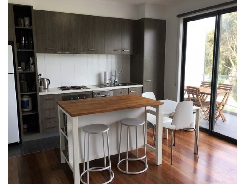 201/49 Batesford Road, Chadstone VIC 3148