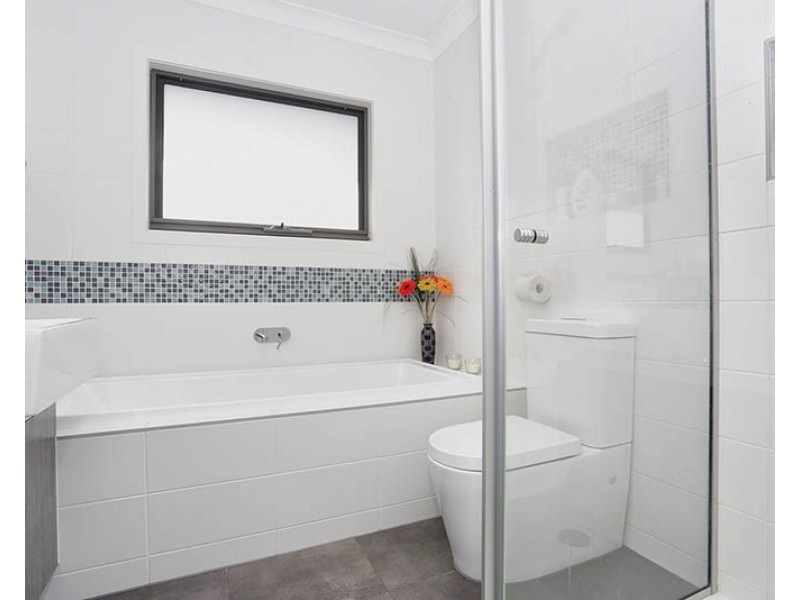 2/188 Springfield Road, Blackburn VIC 3130