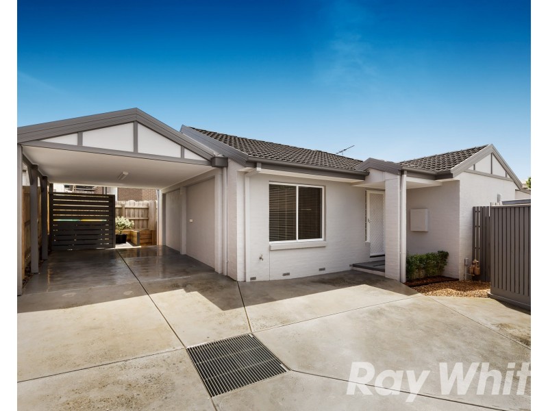2/30 Wooddale Grove, Donvale VIC 3111