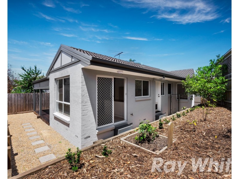 2/30 Wooddale Grove, Donvale VIC 3111