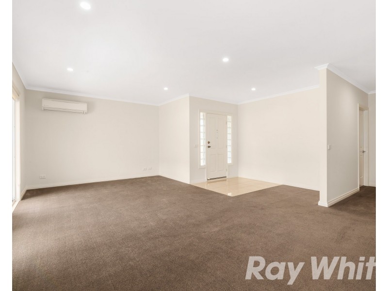 2/30 Wooddale Grove, Donvale VIC 3111