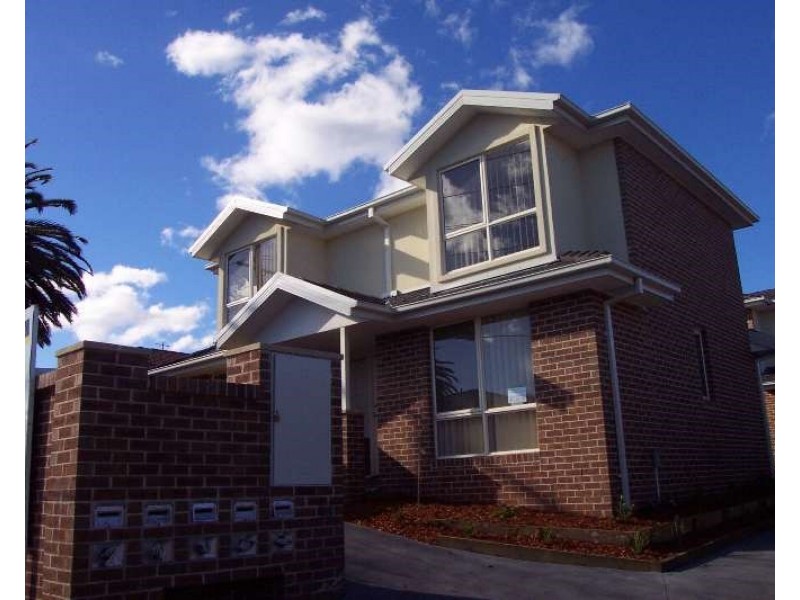 1/420 Middleborough Road, Blackburn VIC 3130