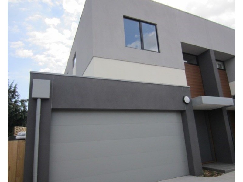 3/2 Oliver Street, Ringwood VIC 3134