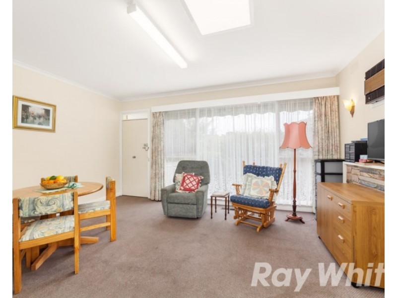 13 McGhee Avenue, Mitcham VIC 3132
