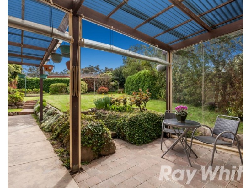 13 McGhee Avenue, Mitcham VIC 3132