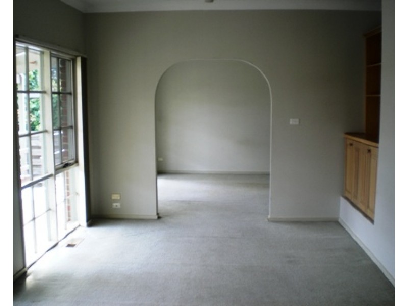 2/67 Middleborough Road, Burwood VIC 3125