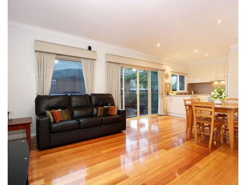 1/32 Holland Road, Ringwood East VIC 3135