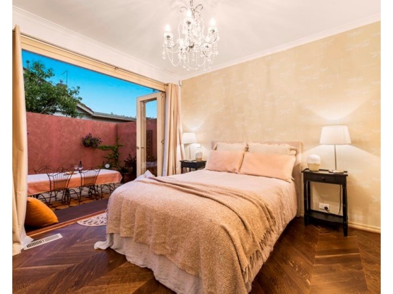 2A Edyvean Street, Surrey Hills VIC 3127