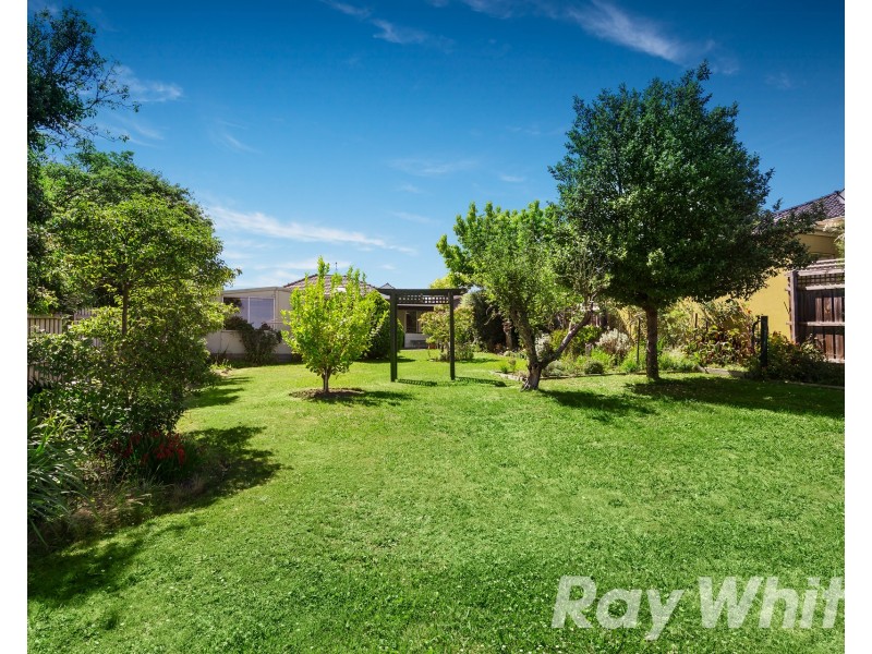 41 Rostrevor Parade, Mont Albert North VIC 3129