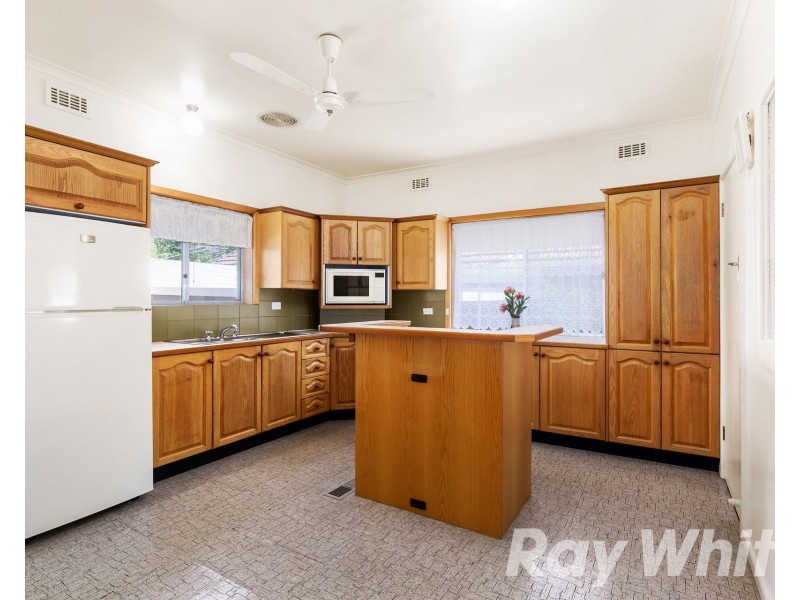 41 Rostrevor Parade, Mont Albert North VIC 3129