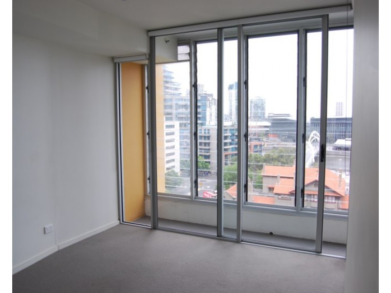802/8 McCrae Street, Docklands VIC 3008