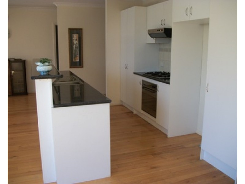 25 Summit Road, Burwood VIC 3125