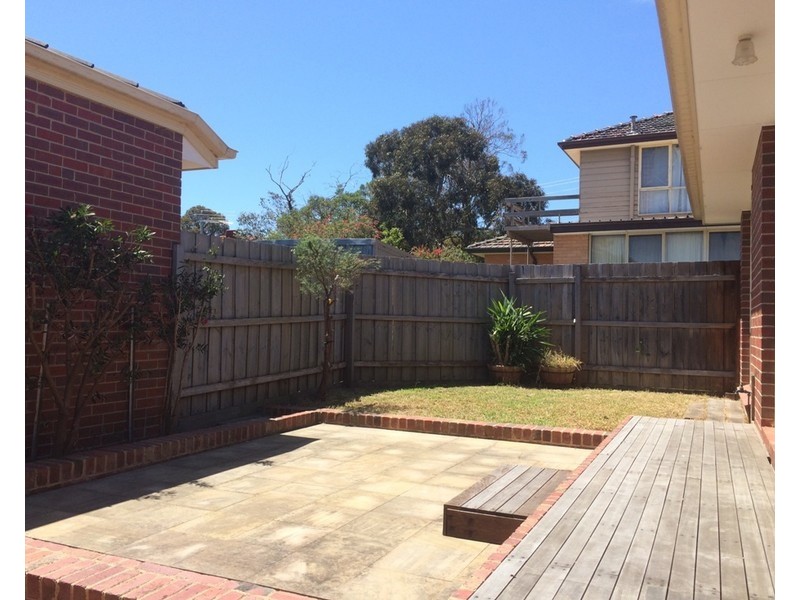 25 Summit Road, Burwood VIC 3125