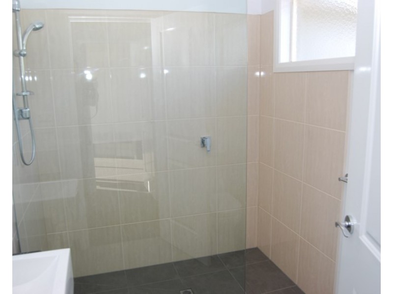 2/144 Burwood Highway, Burwood East VIC 3151