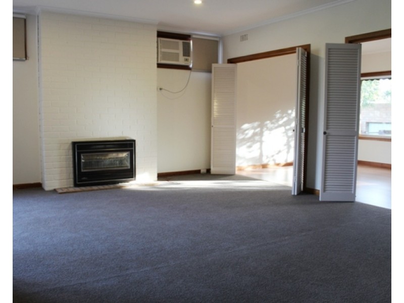 12 Lemon Grove, Nunawading VIC 3131