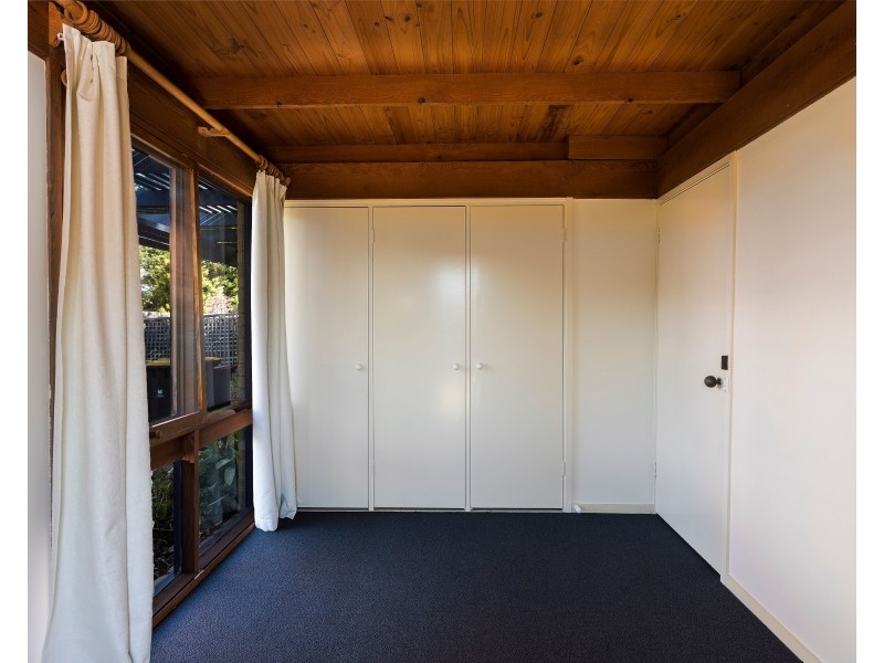 65 Galahad Crescent, Glen Waverley VIC 3150