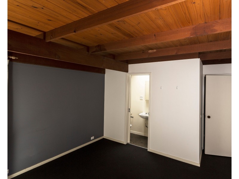 65 Galahad Crescent, Glen Waverley VIC 3150