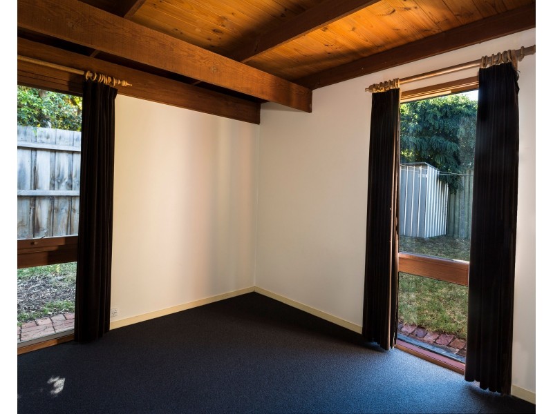 65 Galahad Crescent, Glen Waverley VIC 3150