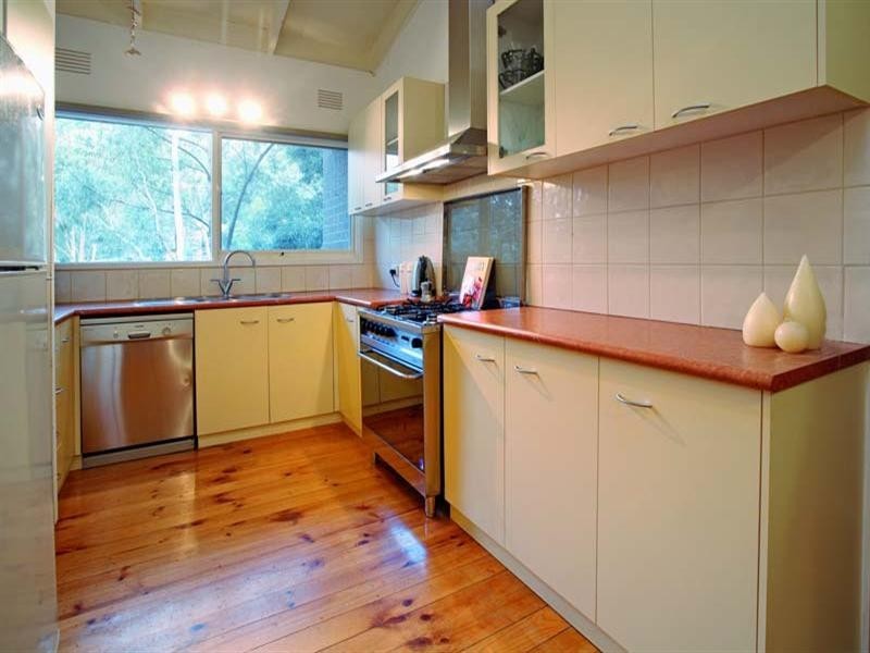 33 Lynette Avenue, Warrandyte VIC 3113