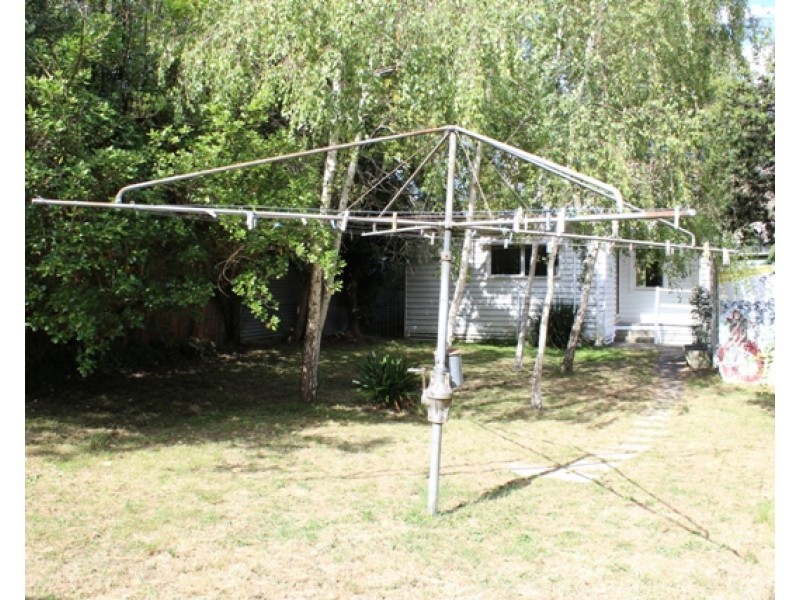 12 Queen Street, Blackburn VIC 3130