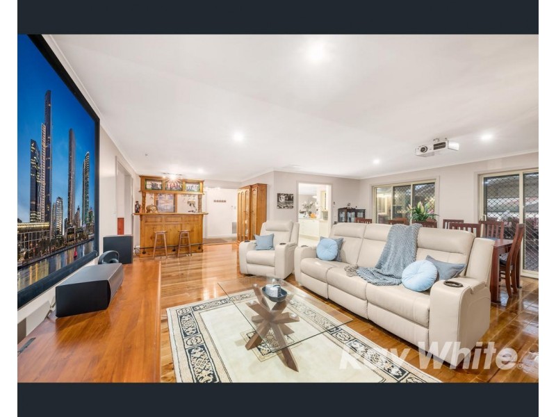 21 Lascelle Drive, Vermont South VIC 3133