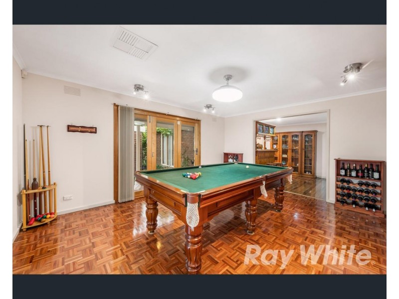 21 Lascelle Drive, Vermont South VIC 3133