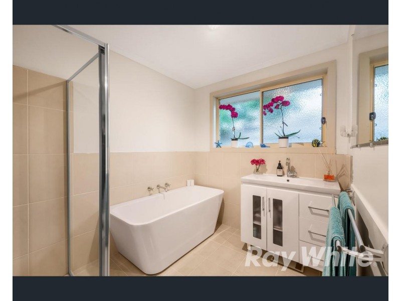 21 Lascelle Drive, Vermont South VIC 3133