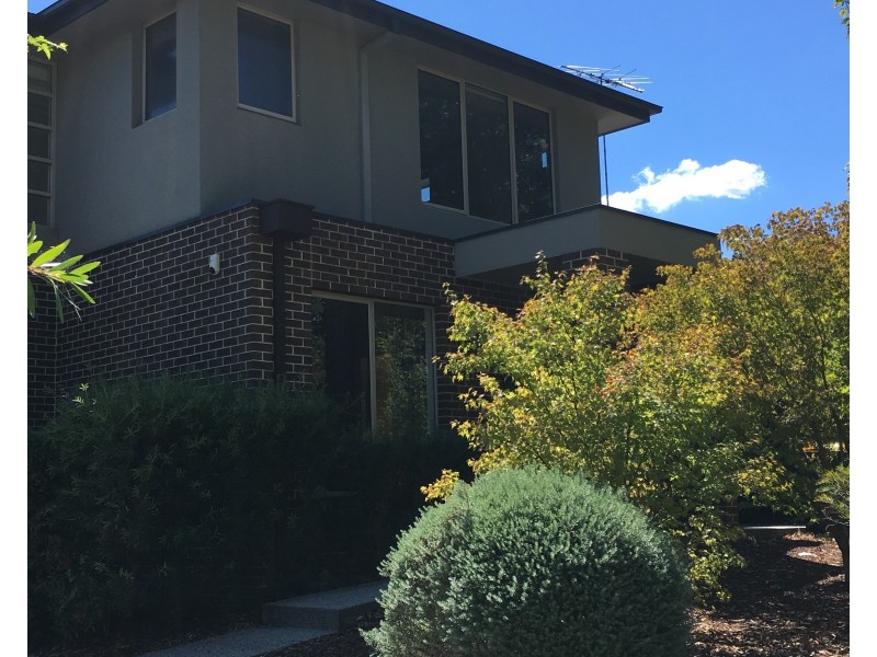 1/7 Railway Road, Blackburn VIC 3130