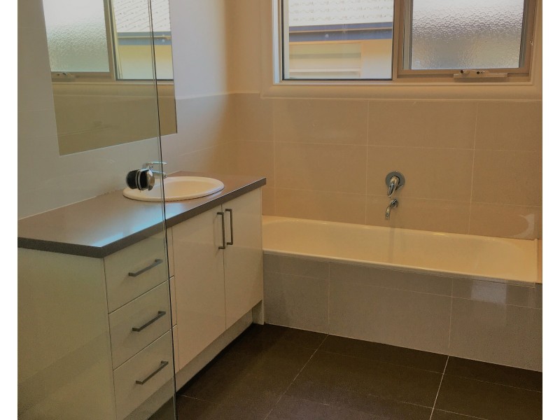 1/7 Railway Road, Blackburn VIC 3130