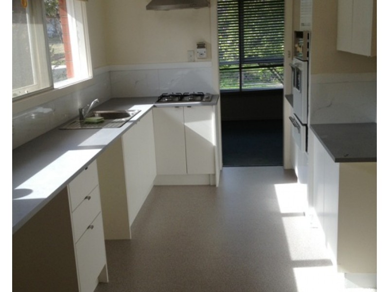 57 Furneaux Grove, Bulleen VIC 3105