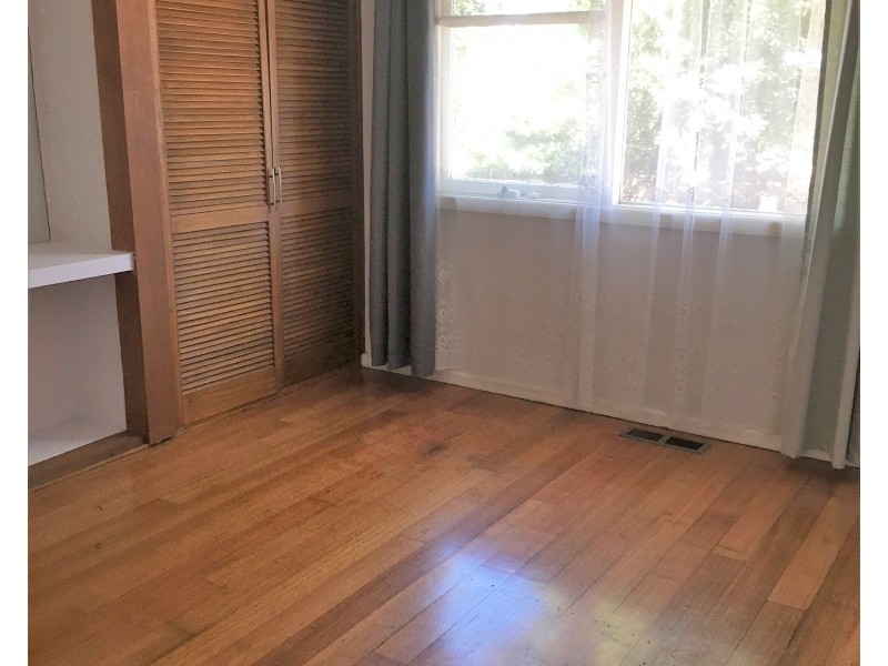 23 Victor Crescent, Forest Hill VIC 3131