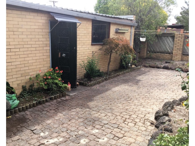 23 Victor Crescent, Forest Hill VIC 3131