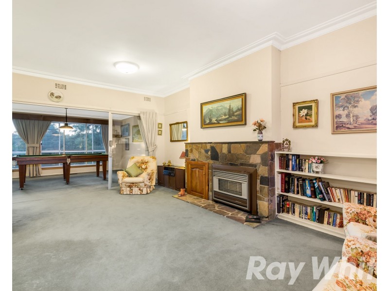 6 Cumming Street, Burwood VIC 3125
