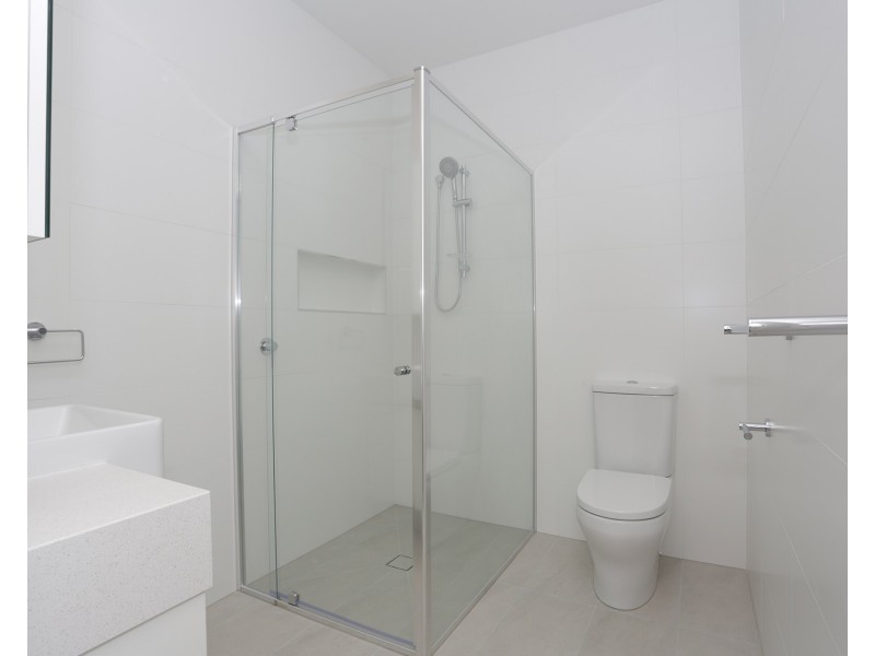 2/11 Norma Road, Forest Hill VIC 3131