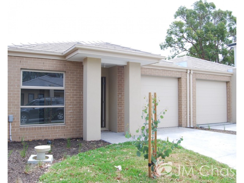 10/12 Irvine Street, Mitcham VIC 3132
