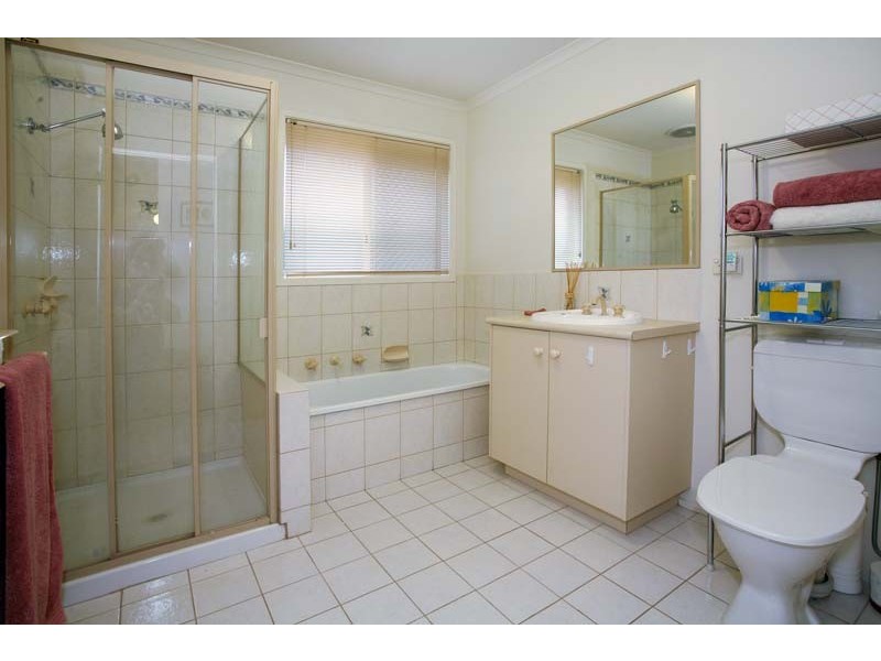 16 Heathcote Drive, Forest Hill VIC 3131