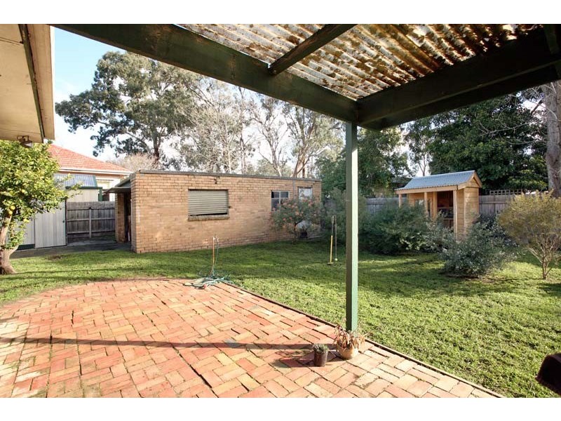 4 Bridgeford Avenue, Blackburn North VIC 3130