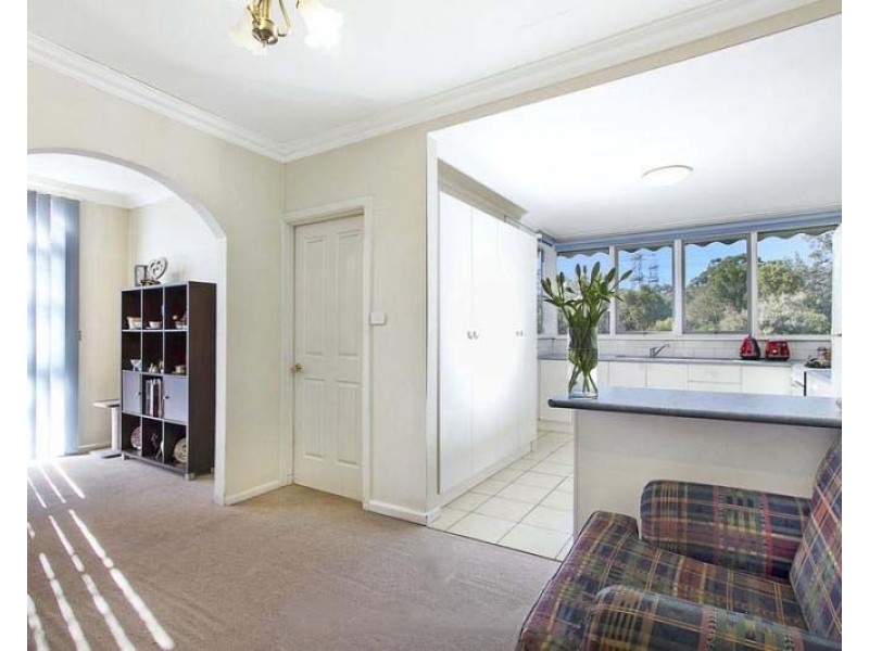 11 Warnes Road, Mitcham VIC 3132
