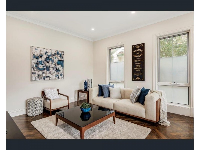 3/4 Gilbert Street, Mont Albert VIC 3127