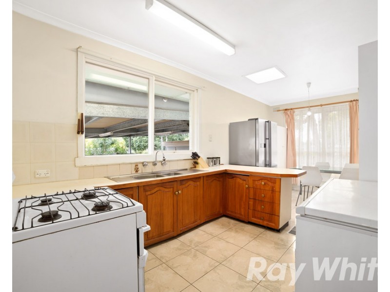 2 Victor Crescent, Forest Hill VIC 3131