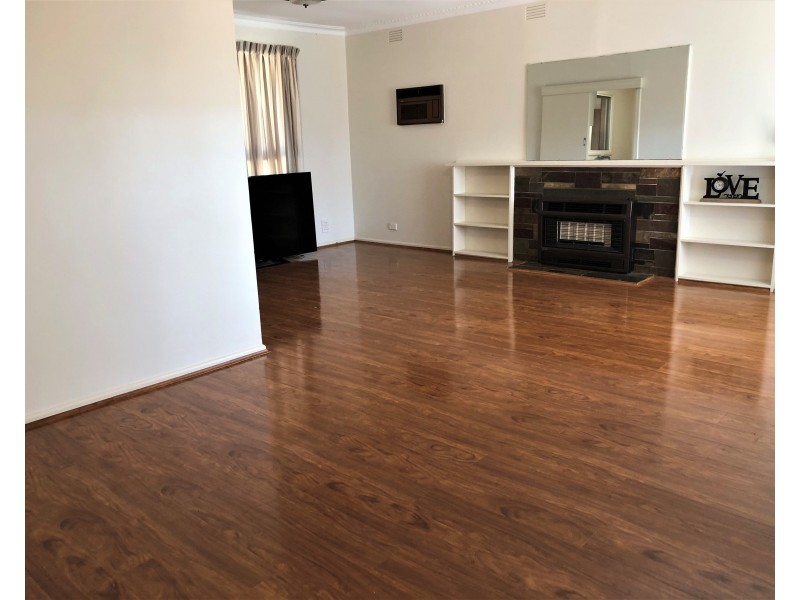 12 Paul Road, Forest Hill VIC 3131