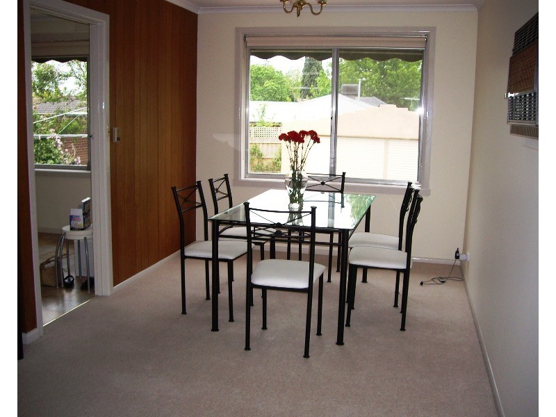 35 Esdale Street, Blackburn VIC 3130