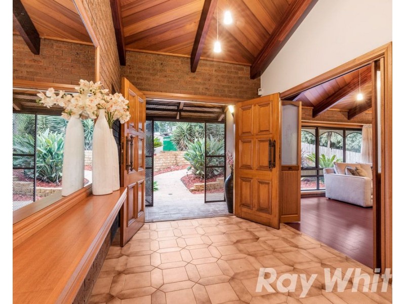 124 Anderson Creek Road, Doncaster East VIC 3109