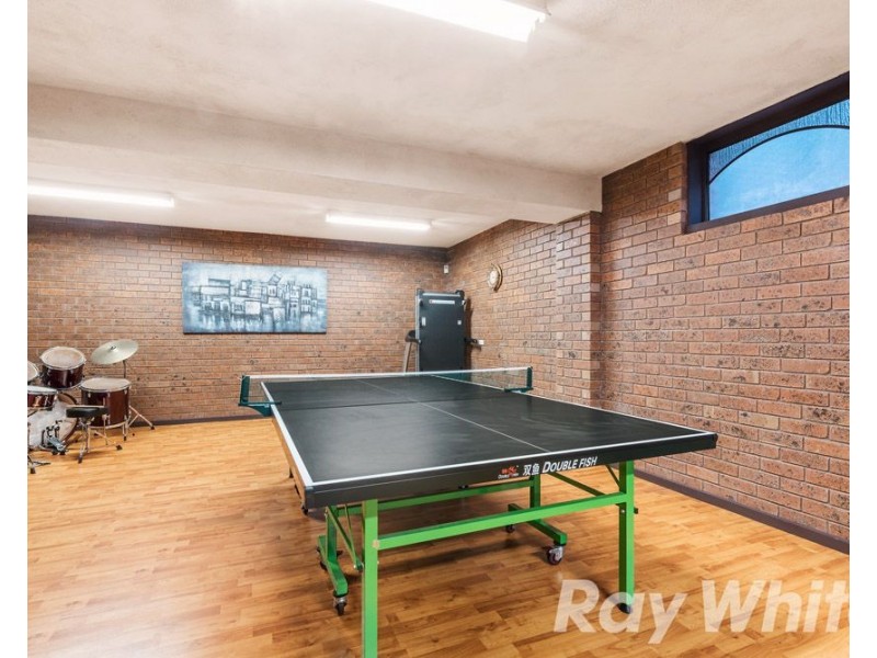 124 Anderson Creek Road, Doncaster East VIC 3109