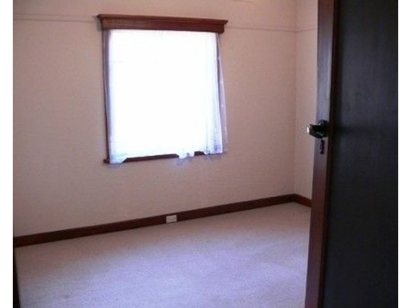28 Linden Street, Blackburn VIC 3130