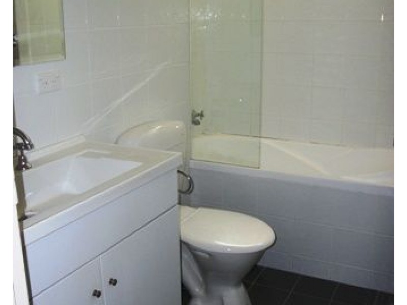 1/829 Park Street, Brunswick VIC 3056